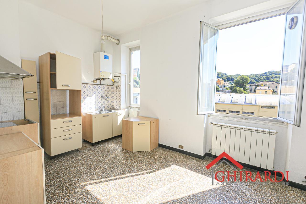 appartamento in vendita a Genova in zona Cornigliano