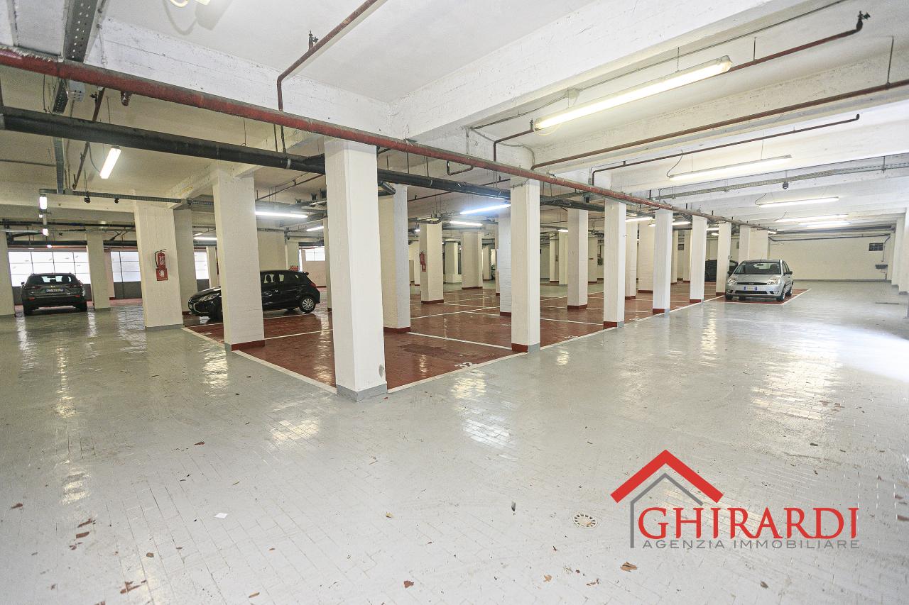 Parcheggio chiuso in Via Ruggero Leoncavallo 18r, Genova, {3} - Foto 1