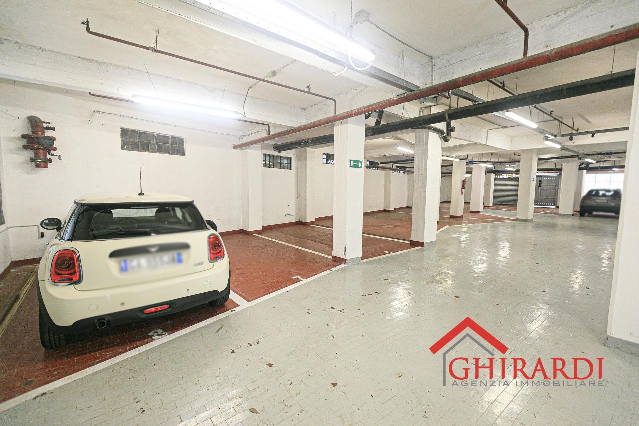 Parcheggio chiuso in Via Ruggero Leoncavallo 18r, Genova, {3} - Foto 2