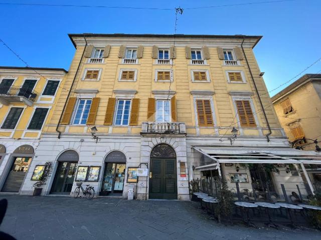 Vierzimmerwohnung in Piazza Matteotti 63, Sarzana - Foto 1