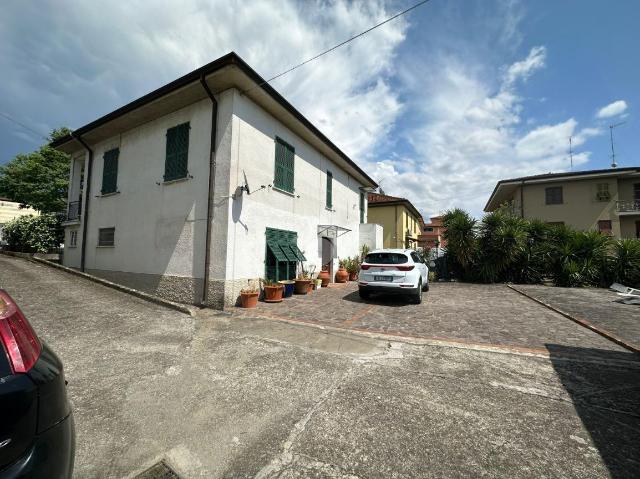 Einfamilienhaus in Viale Giuseppe Mazzini 34, Sarzana - Foto 1