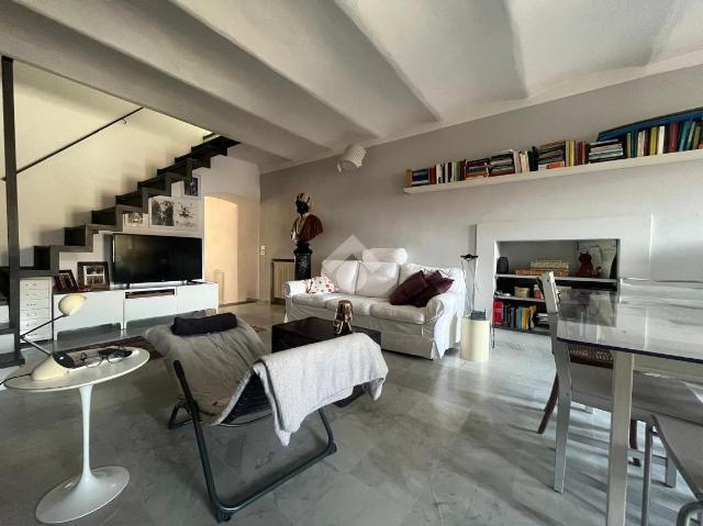 4-room flat in Via Mazzini 48, Sarzana - Photo 1