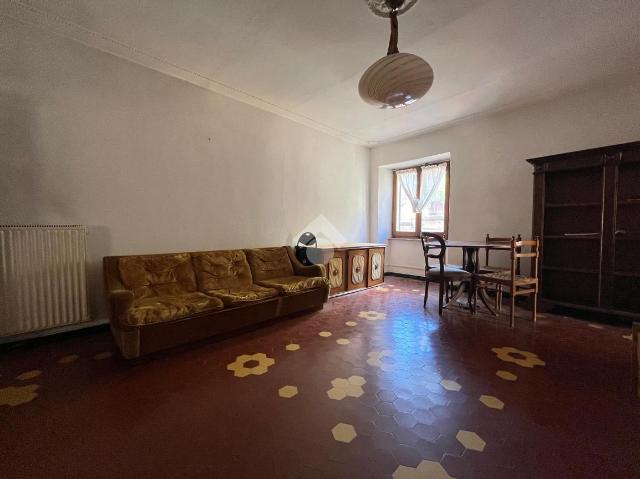 4-room flat in Via Mazzini 55, Sarzana - Photo 1