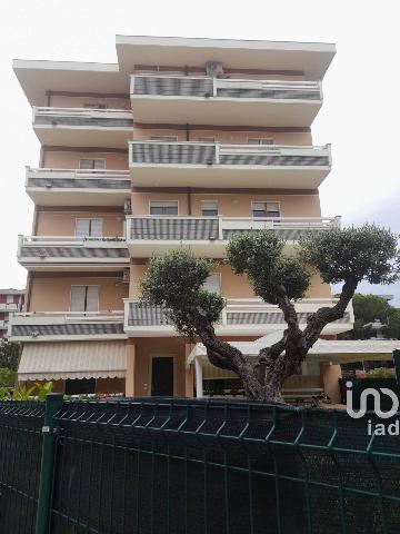 Apartament in Via Leonardo da Vinci 80, Silvi - Photo 1