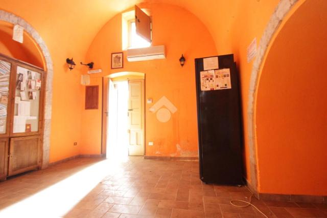 2-room flat in Corso Umberto I 1, Oria - Photo 1