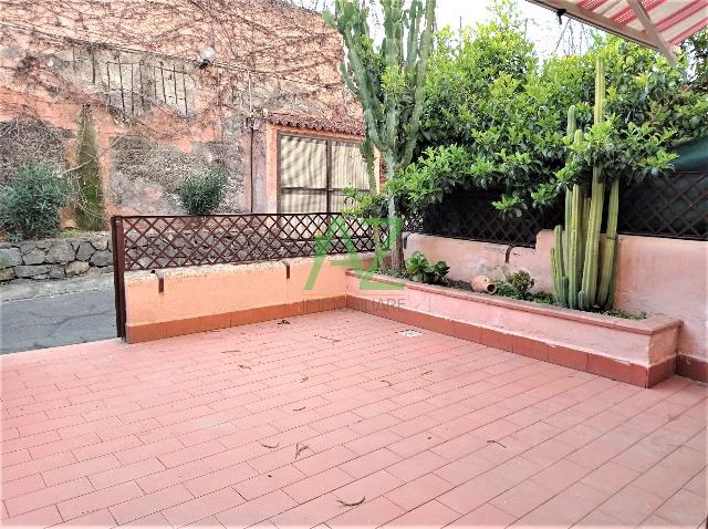 2-room flat in Via Capomulini 14, Acireale - Photo 1