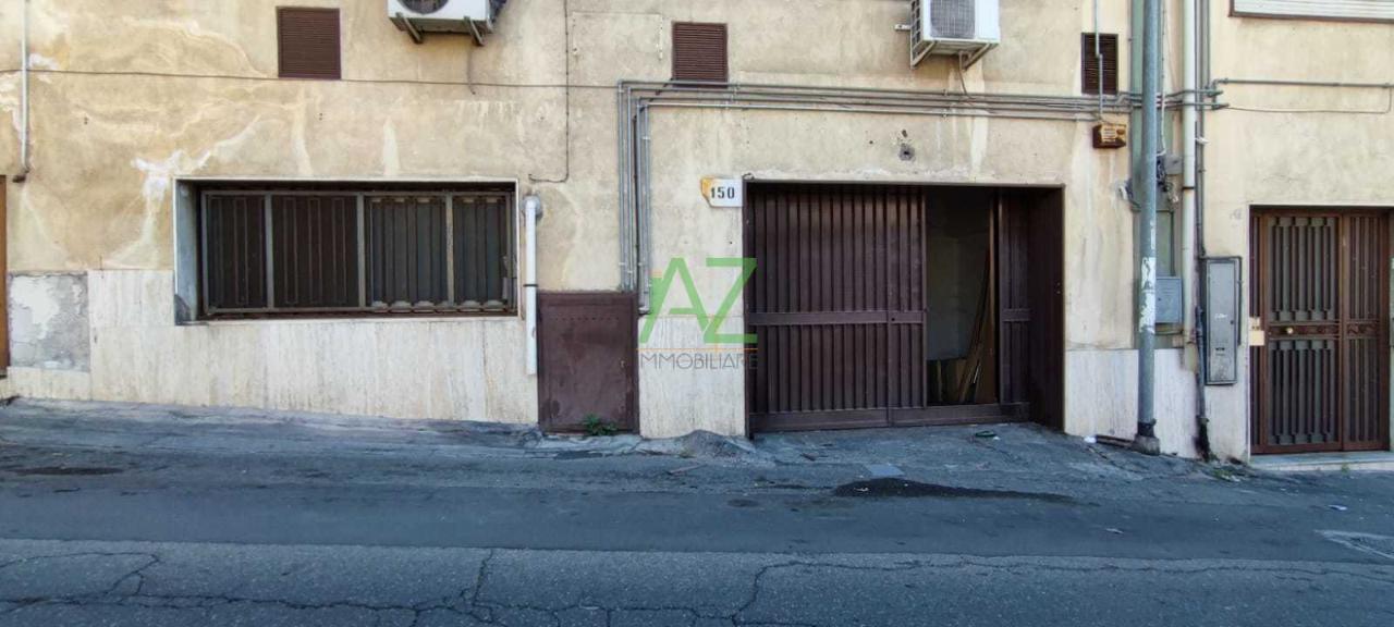 Parcheggio chiuso in Via II Retta di Ponente 150, Belpasso, {3} - Foto 1