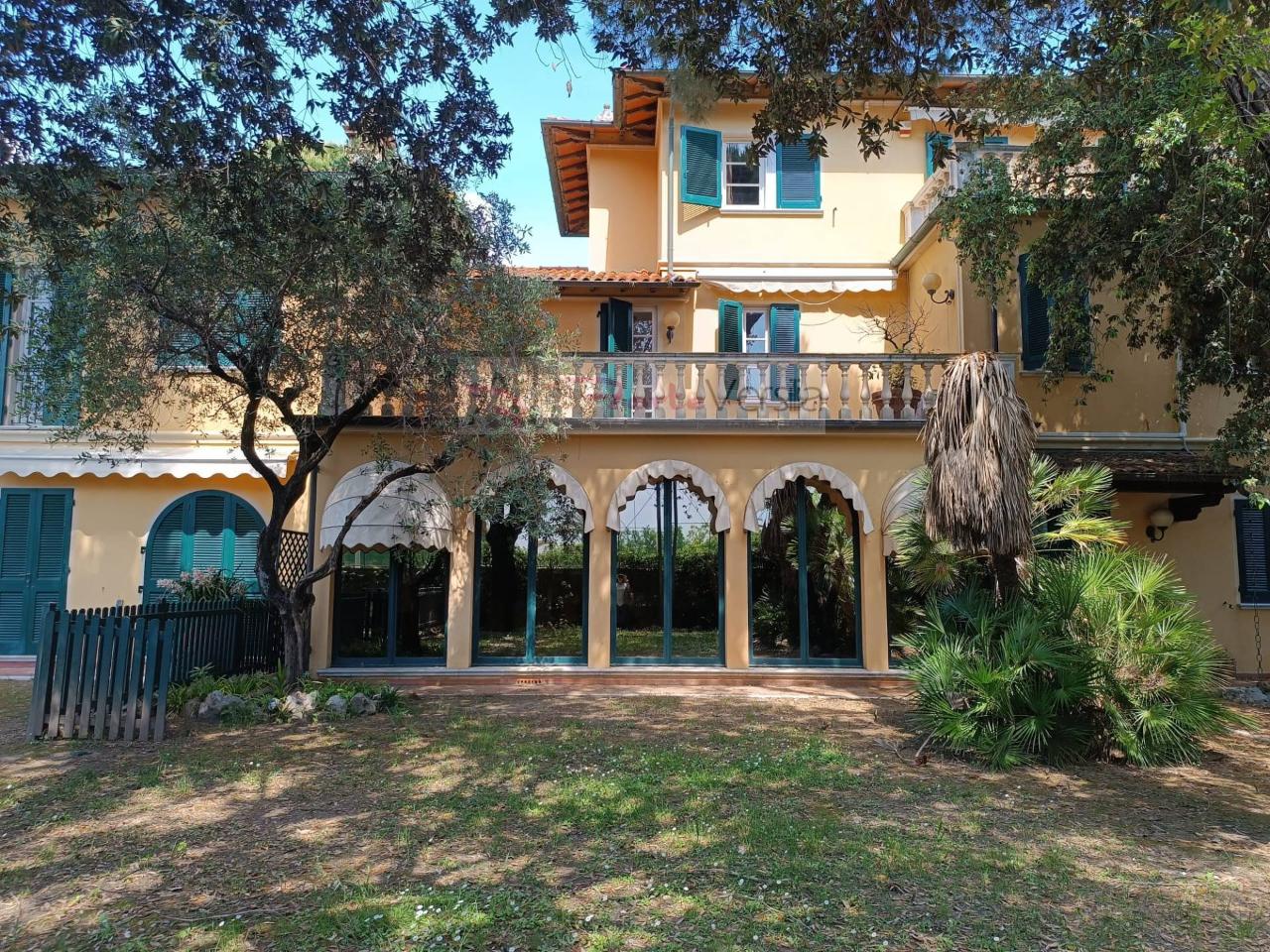 casa indipendente in vendita a Pietrasanta