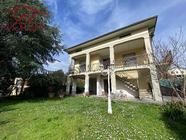 Villa in Loc. Gina, Pescaglia - Foto 1