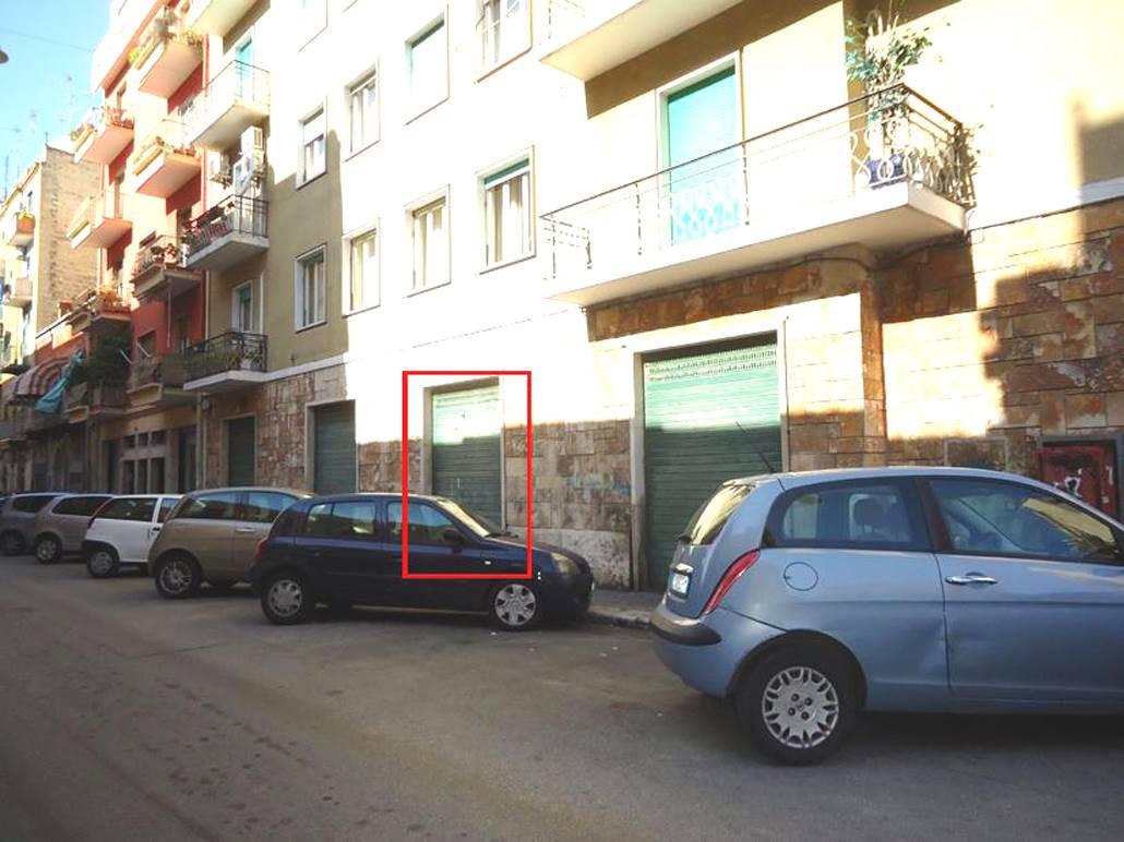 Negozio in Via Bovio, Bari, {3} - Foto 2