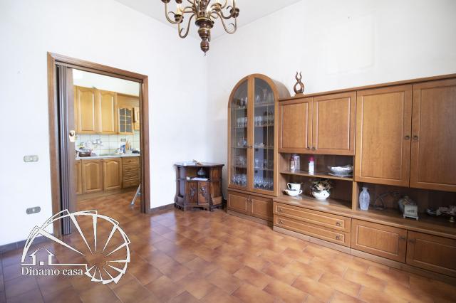 Vierzimmerwohnung in Via Vodice, Prato - Foto 1