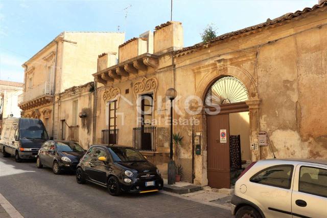 Detached house in {3}, Via G.Garibaldi 7 - Photo 1