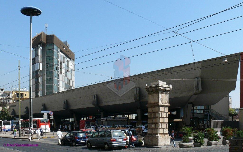 Negozio in Piazza Garibaldi, Napoli, {3} - Foto 2