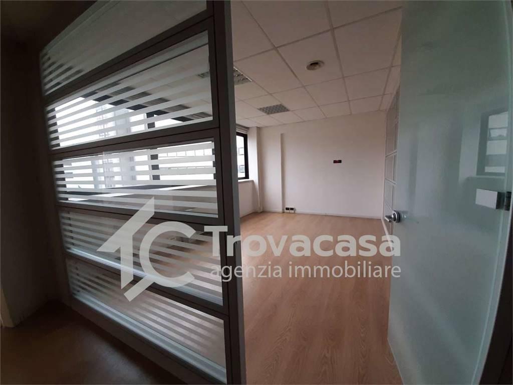 Ufficio in Via Baccelli, Modena - Foto 1