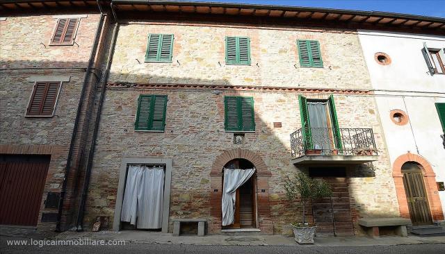 Attached house in Via Vitellino, Castiglione del Lago - Photo 1