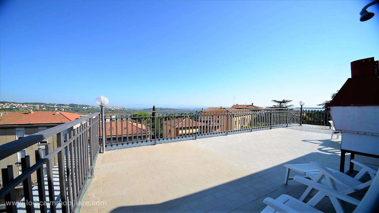 Hotel in Viale della Libertà, Chianciano Terme, {3} - Foto 1