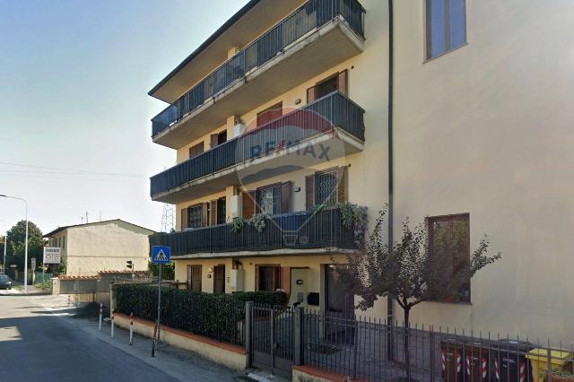 Dreizimmerwohnung in Via Pistoiese, Firenze - Foto 1