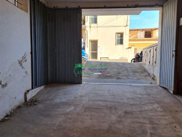insertion image