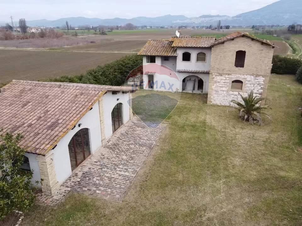 Rustico in vendita a Assisi