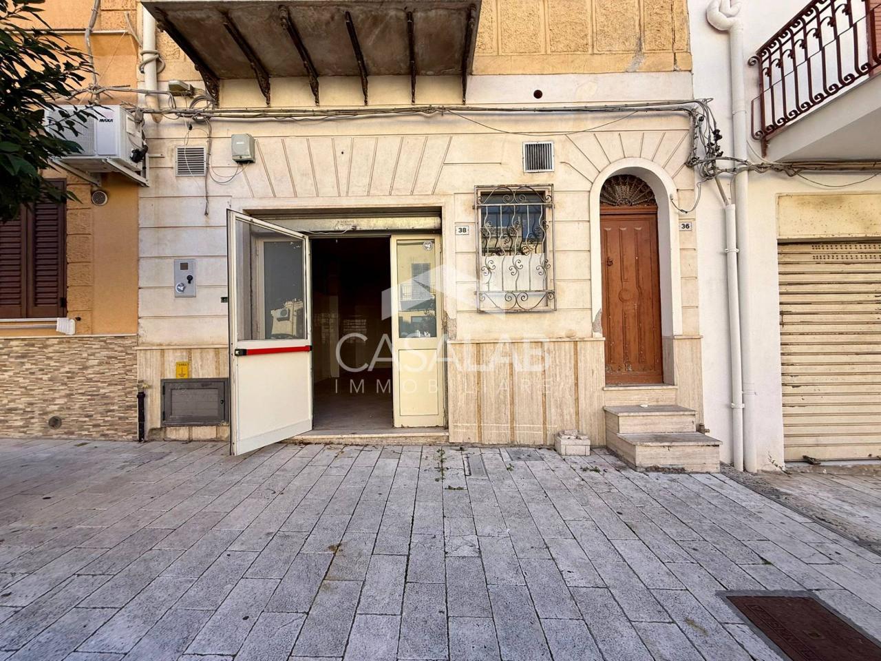 Esercizio commerciale in Via Roma, Capaci, {3} - Foto 1