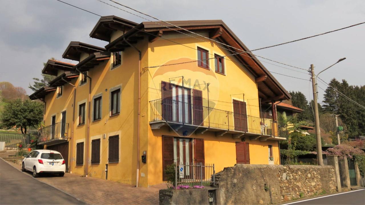 Casa indipendente in vendita a Pettenasco