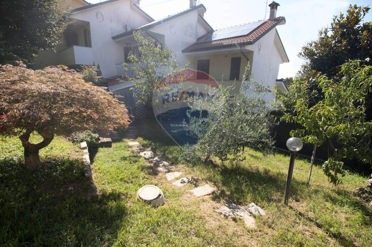 Villa a schiera in vendita a Triuggio