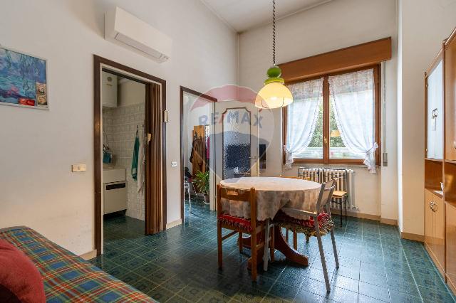 2-room flat in Via 4 Novembre 27, Cerro Maggiore - Photo 1