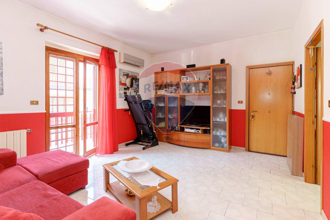 Appartamento in vendita a Aci Sant'Antonio