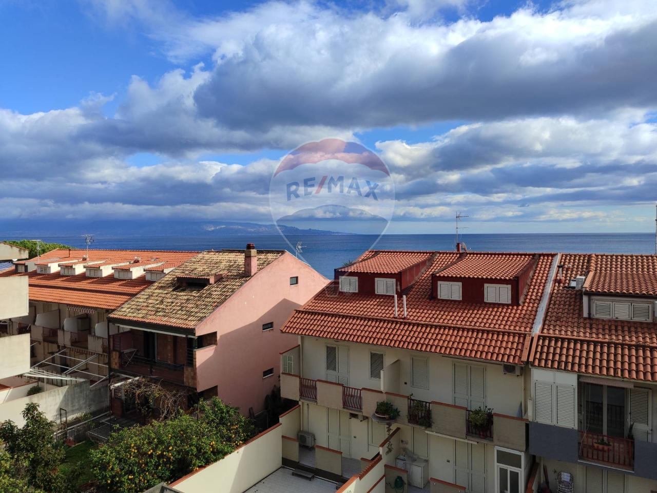 Casa indipendente in vendita a Nizza Di Sicilia