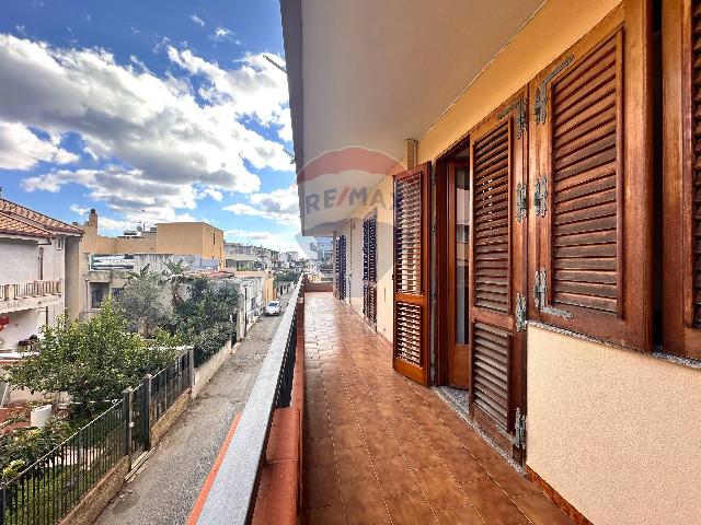 Apartament in Via Comunale Ponte Schiavo 76/Q, Messina - Photo 1