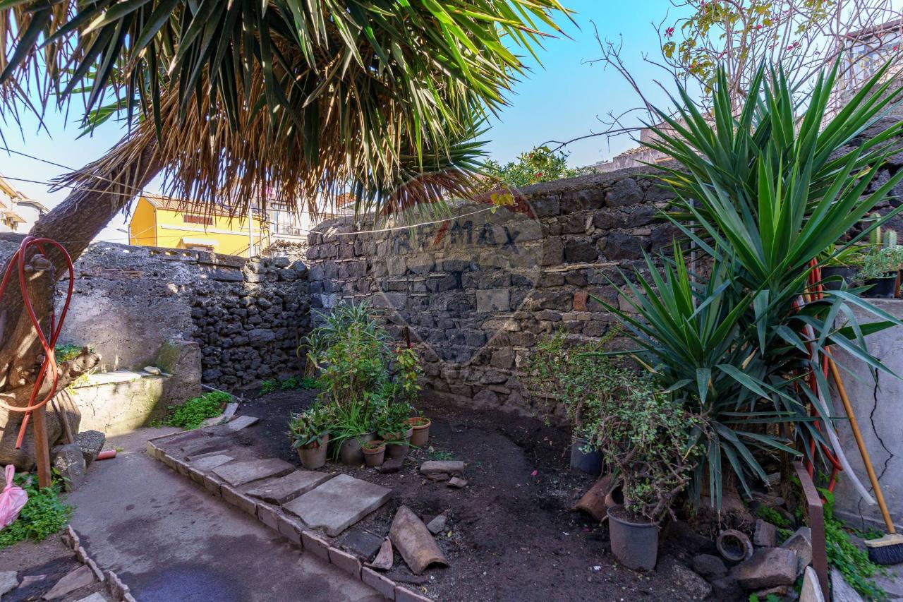 Casa indipendente in vendita a Catania