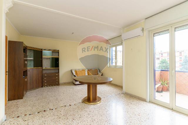 Apartament in Via Segni Presidente 2, Paternò - Photo 1