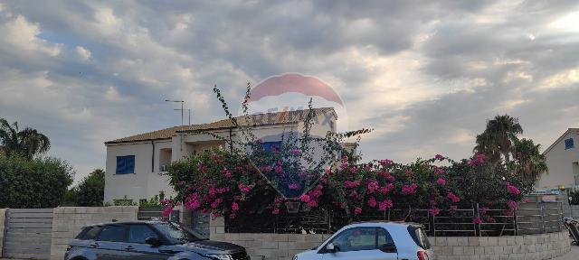 Villa in Via San Josemaria Escriva Snc, Ragusa - Foto 1