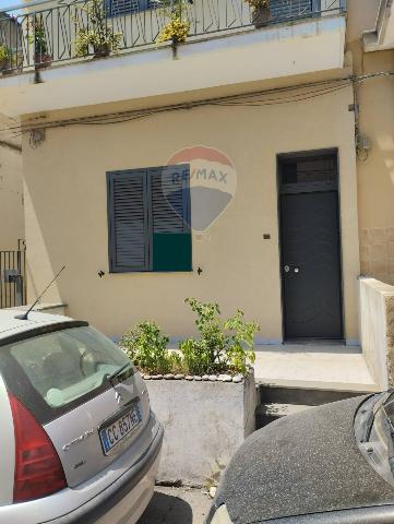 Einfamilienhaus in Via Don Luigi Sturzo 11, Fiumefreddo di Sicilia - Foto 1