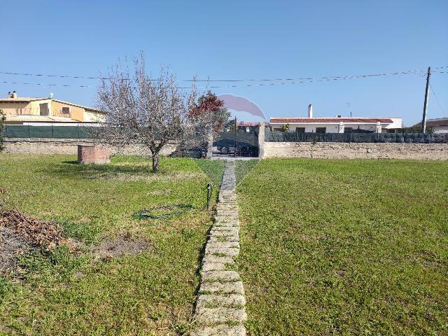 Building land in Via Giulio Verne 128, Siracusa - Photo 1