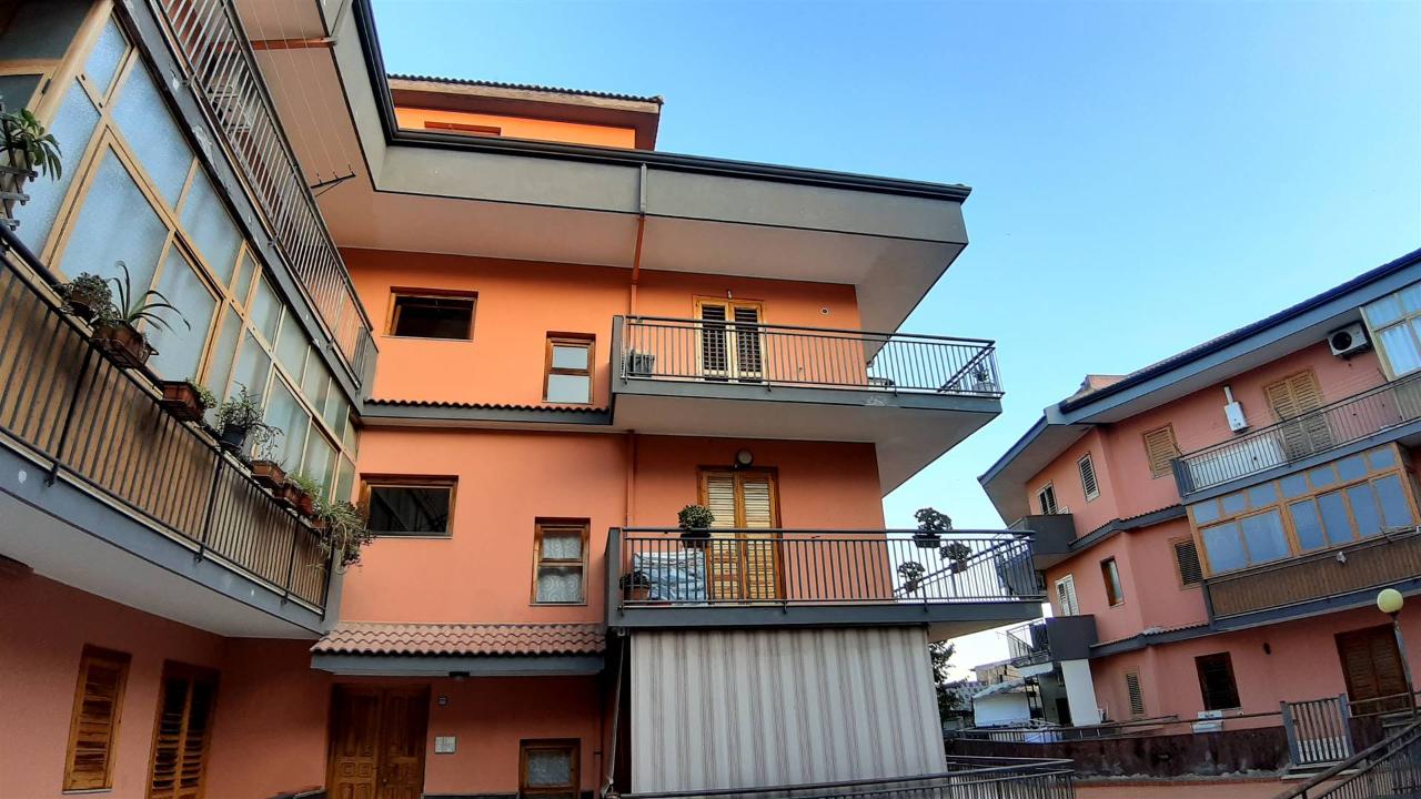 Appartamento in vendita a Calatabiano