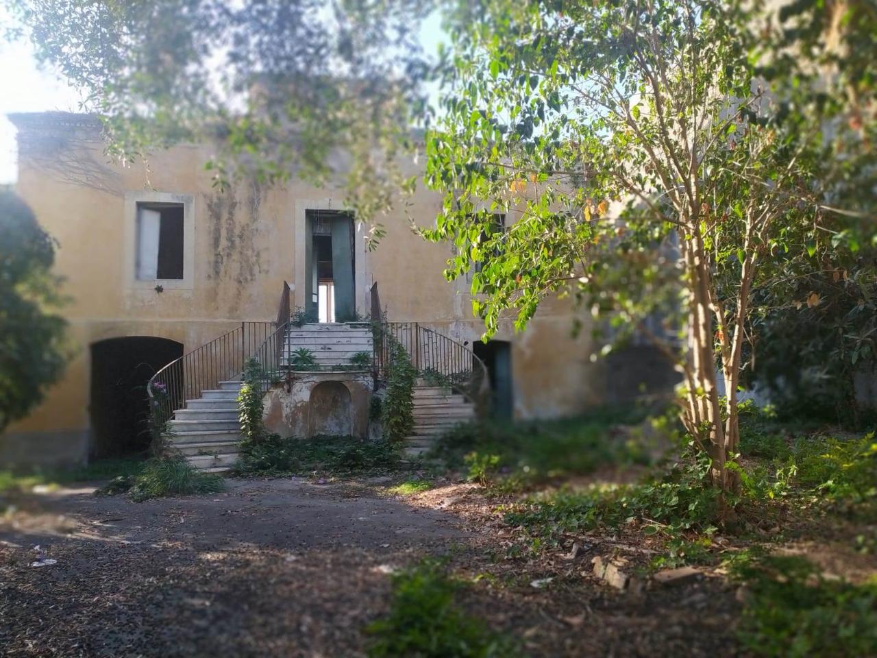 Villa in vendita a Aci Castello