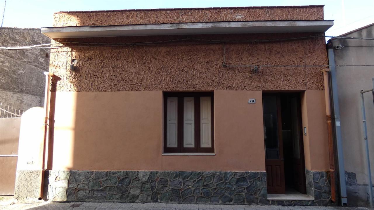Casa indipendente in vendita a Fiumefreddo Di Sicilia