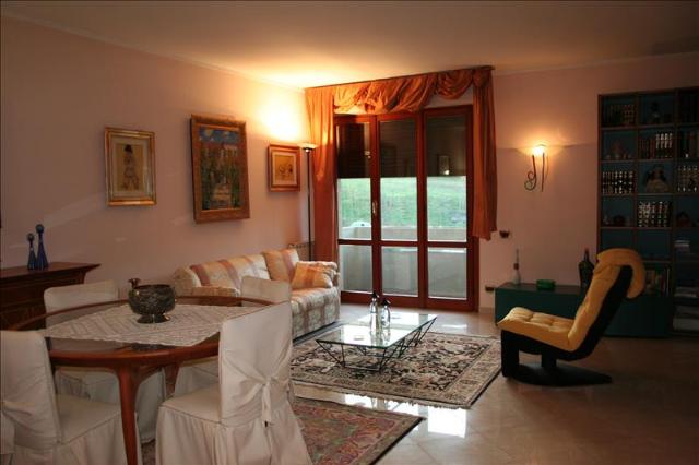 4-room flat, Chianciano Terme - Photo 1