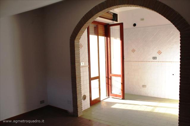 3-room flat, Sarteano - Photo 1