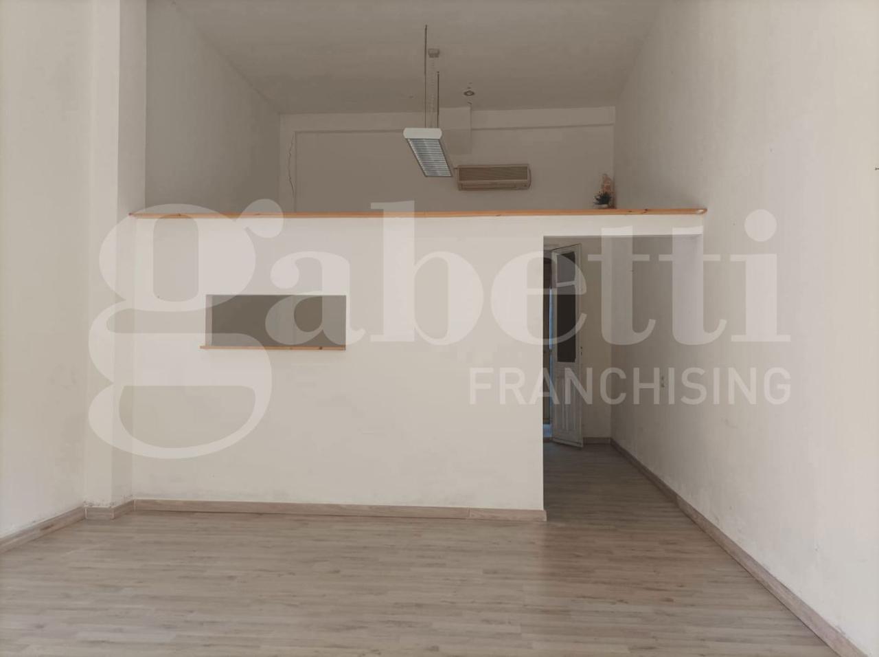 Negozio in Via Alghero Sn, Quartu Sant'Elena, {3} - Foto 1