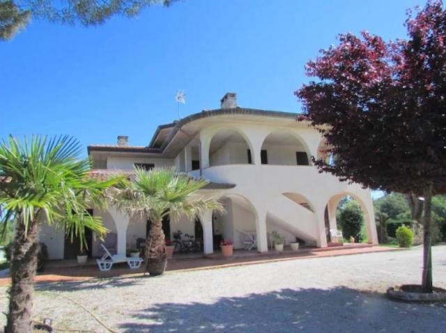 Detached house, Castiglione del Lago - Photo 1