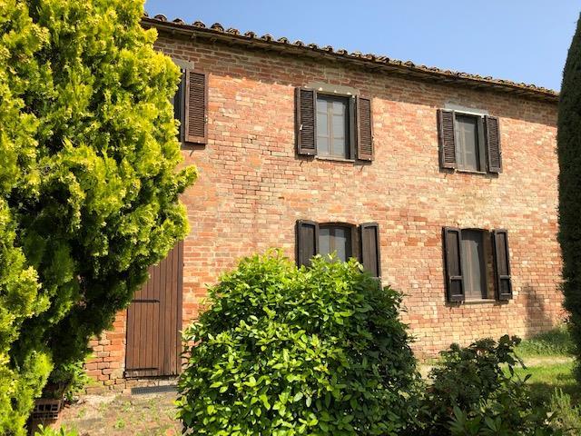 Country house or cottage, Castiglione del Lago - Photo 1