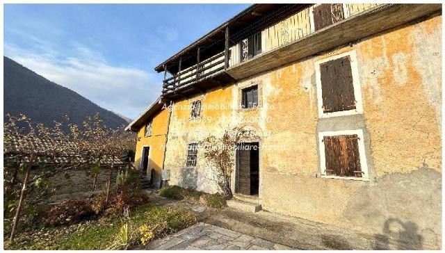 Casa indipendente in Via Monte Zeda, Aurano - Foto 1