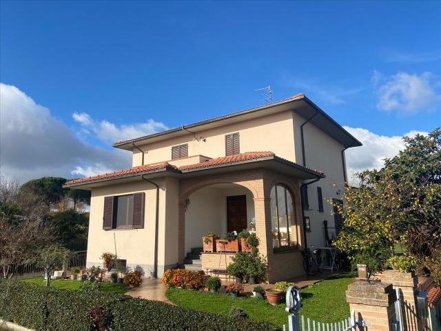 Villa in Via G. di Vittorio, Castiglione del Lago - Foto 1