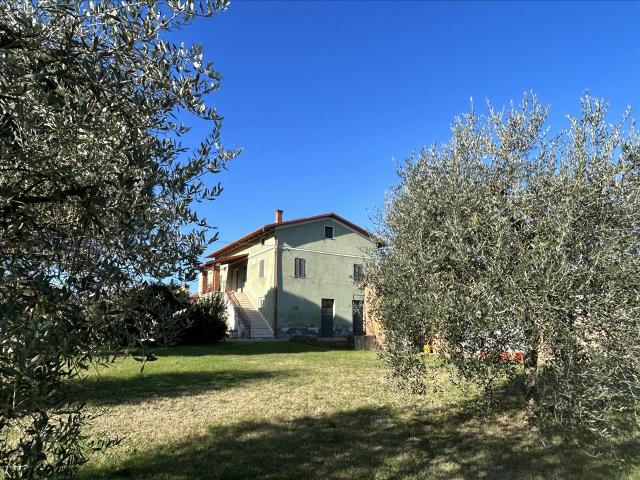 Homestead, Castiglione del Lago - Photo 1