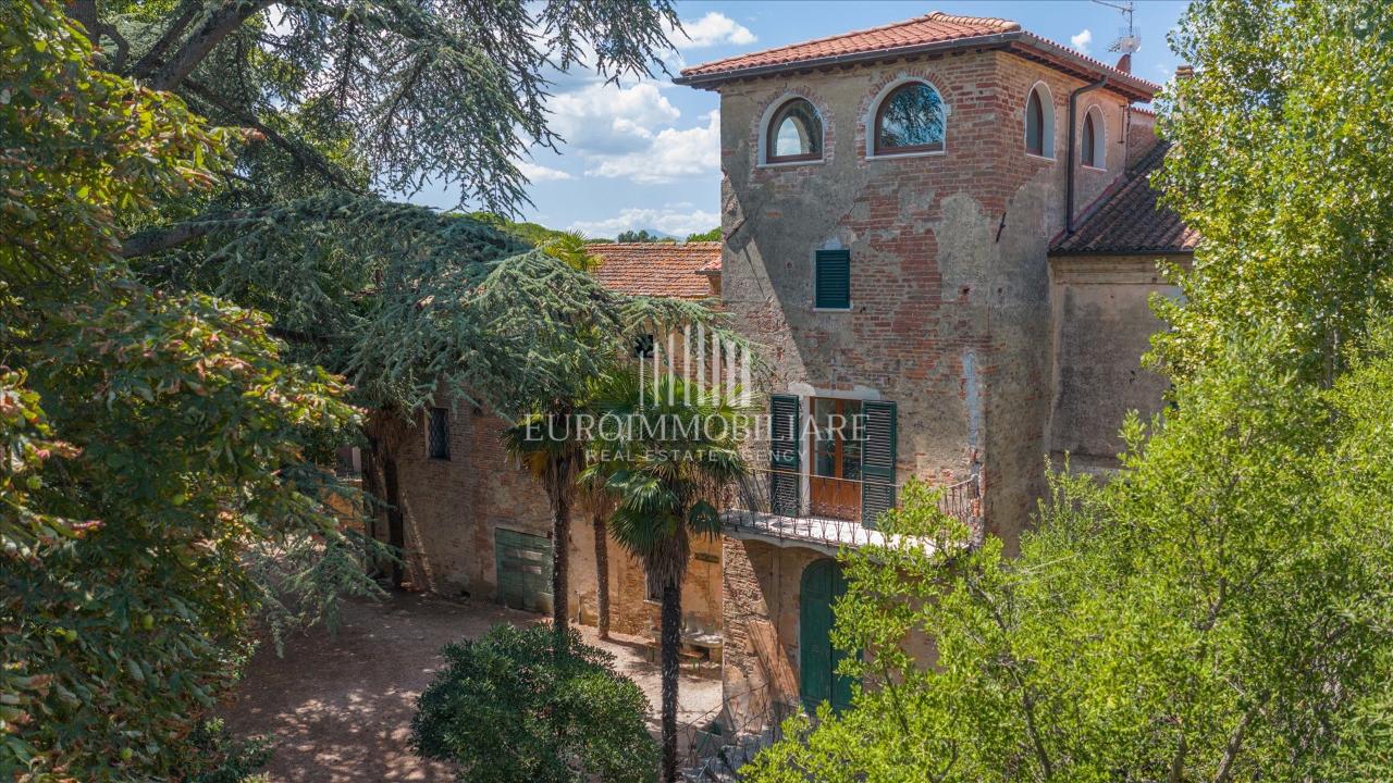 casa indipendente in vendita a Castiglione del Lago