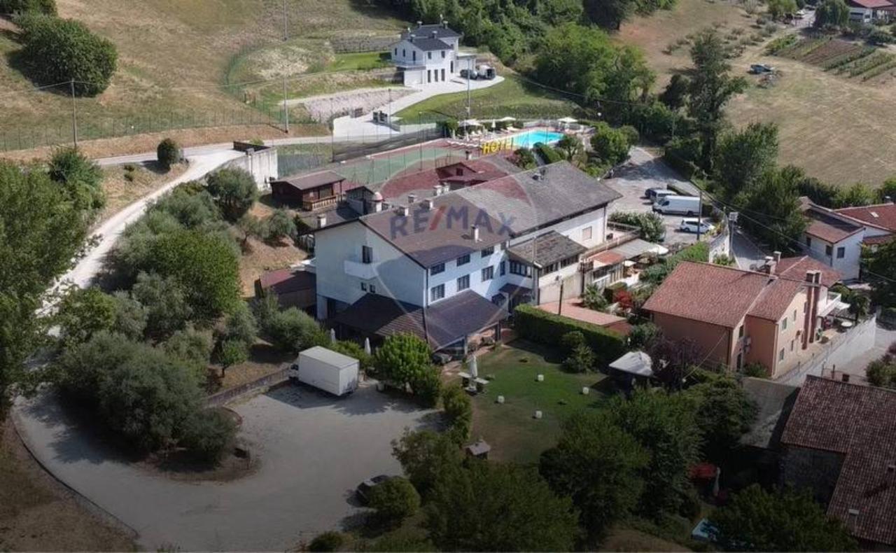 Albergo in Via Mazzini 75, Altavilla Vicentina - Foto 1