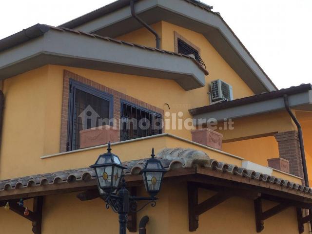 Mansion in Via Piasco, Fiumicino - Photo 1