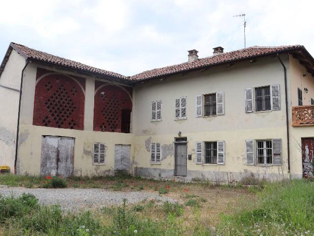 Country house or cottage in Strada Piazzo 2, Costigliole d'Asti - Photo 1